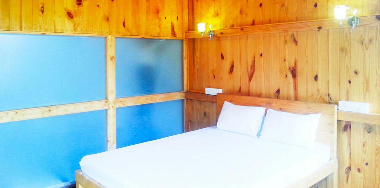 The Rustic Pines Hotel Удайпур Екстериор снимка