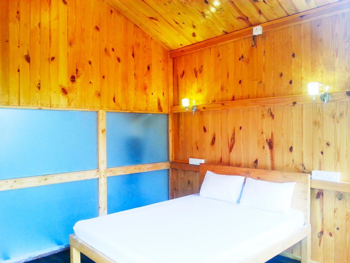 The Rustic Pines Hotel Удайпур Екстериор снимка
